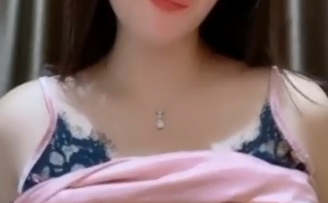 Live Berbayar Pamer Tobrut Sampai Colok Apem