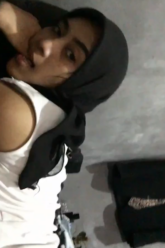 Digoyang Neng Jilbab SAmpai Becek Keluar Berkali Kali